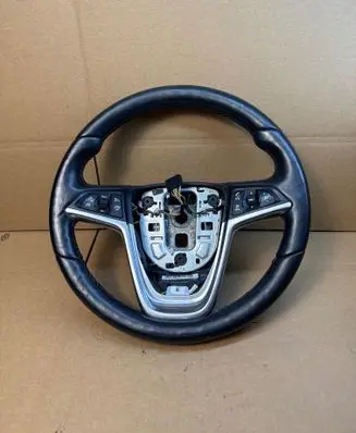 Opel Zafira C Steering wheel 13387042