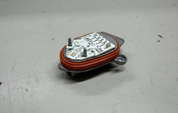 BMW X1 F48 F49 Headlight ballast module Xenon 90156086