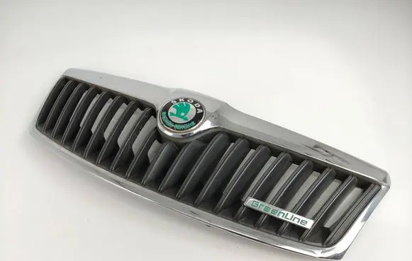 Skoda Octavia Mk2 (1Z) Front bumper upper radiator grill 1Z0853651C
