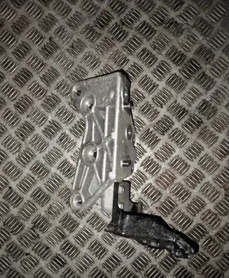 KIA Niro Engine mounting bracket
