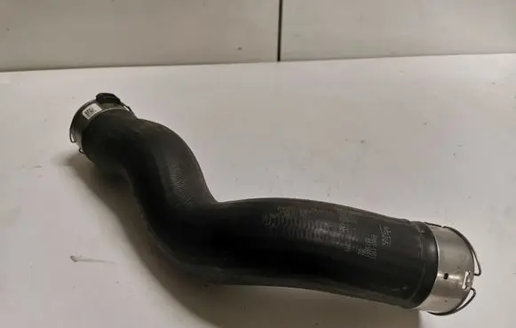 BMW 4 F36 Gran coupe Intercooler hose/pipe 8513851