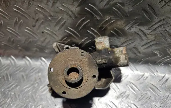 BMW 5 E34 Water pump 