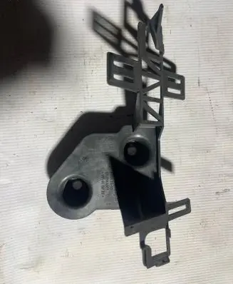 BMW 5 E60 E61 Holder (bracket) 6922299 52953010