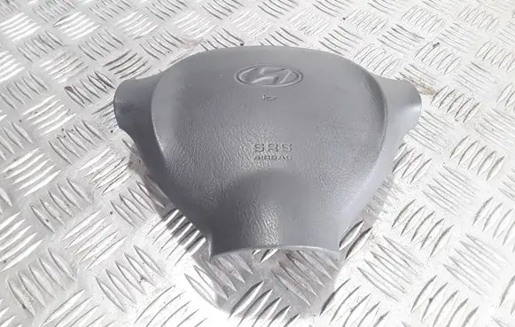 Hyundai Santa Fe Steering wheel airbag 5205092