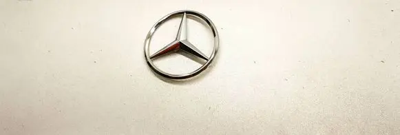 Mercedes-Benz E W213 Manufacturers badge/model letters A2138170016
