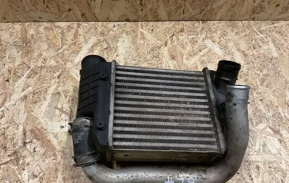 Audi A6 S6 C6 4F Intercooler radiator 4F0145980