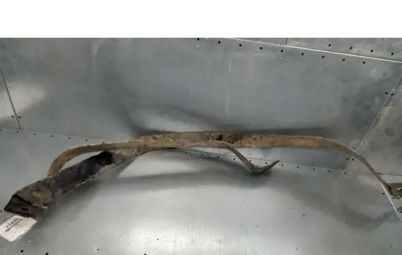 Volvo V70 Fender mounting bracket