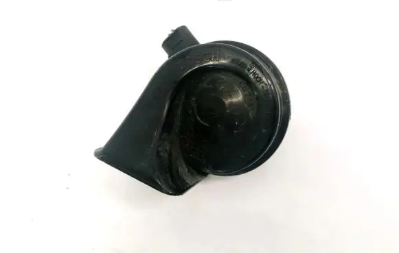Toyota Auris E180 Horn signal E9001157