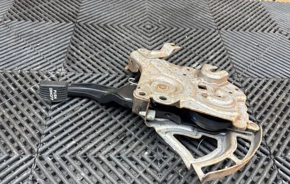Dodge Charger Handbrake/parking brake lever assembly 04779478AI