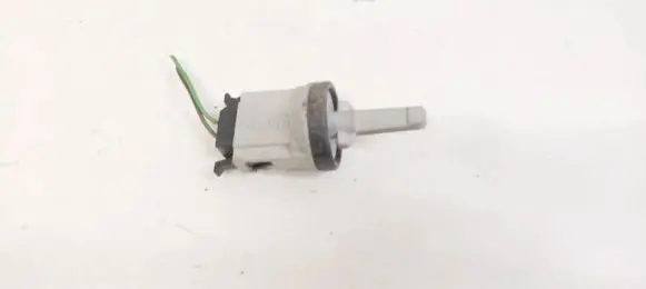 Volkswagen Golf V Interior temperature sensor 1k0907543a