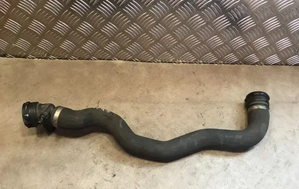 BMW 1 F20 F21 Engine coolant pipe/hose 7811127
