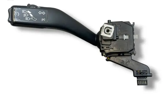 Volkswagen Touran I Indicator stalk 1K0953513F ANP80H013E 60E0526A