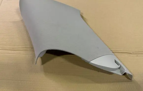 Volkswagen Touareg II (D)pillar trim (top) 7P6867246 7P6867277