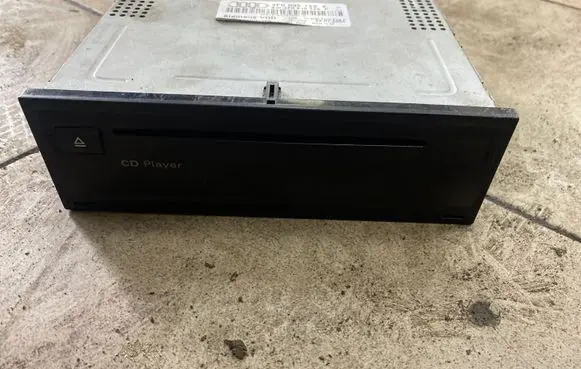Audi A6 S6 C6 4F CD/DVD changer 