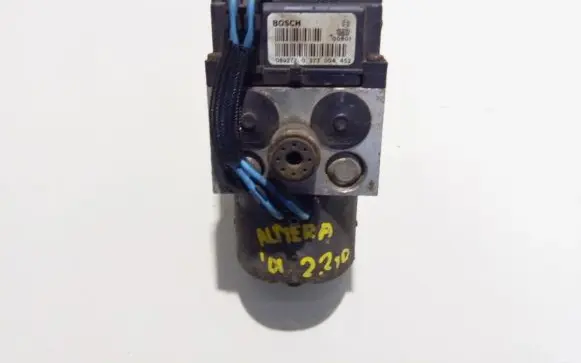 Nissan Almera N16 ABS Pump 0273004452 476605m301