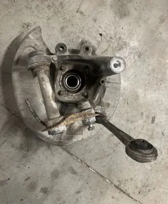 BMW 7 E65 E66 Rear wheel hub DM76049