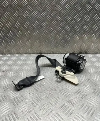 Rear seatbelt