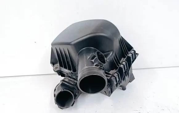 Buick Encore I Air filter box 42418572
