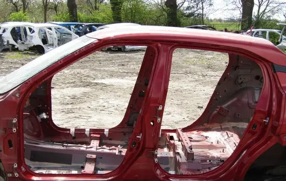 Nissan Juke II F16 Sill 18380305