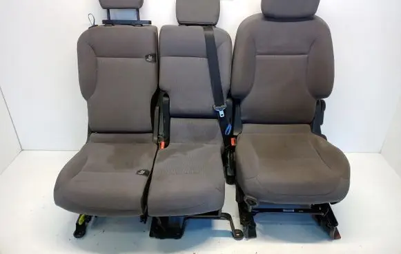 Peugeot Partner Second row seats 17501255128