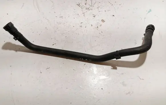 Volvo V60 Engine coolant pipe/hose 31338617