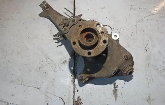 BMW 5 F10 F11 Front wheel hub