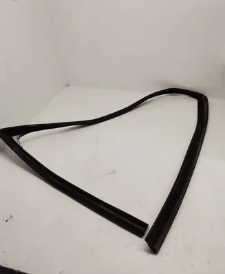 BMW 5 F10 F11 Rubber seal front coupe door 71822714