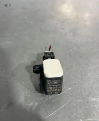 Mercedes-Benz B W246 W242 Airbag deployment crash/impact sensor A1668210151 56054085AA 170511