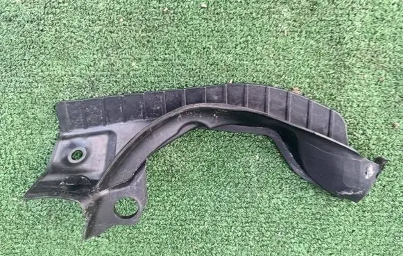 Audi A3 8Y Other engine bay part 8Y0805233