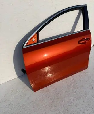 KIA Ceed Front door 