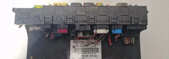 Mercedes-Benz E W211 Comfort/convenience module 2115452201 5DK00804760