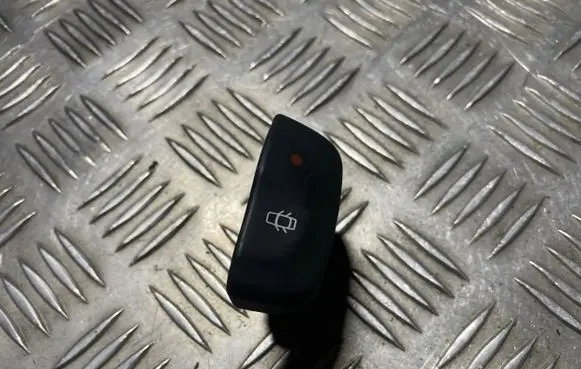 Renault Scenic I Central locking switch button 841242B