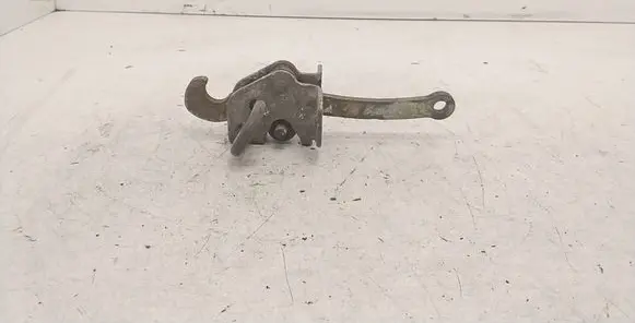 BMW 5 E34 Rear door check strap stopper 1938876 5121