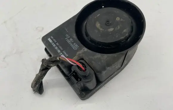 Audi A4 S4 B8 8K Alarm system siren 1K0951605C