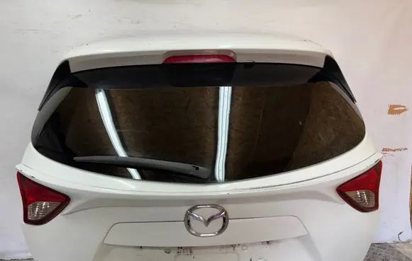 Mazda CX-5 Truck tailgate 