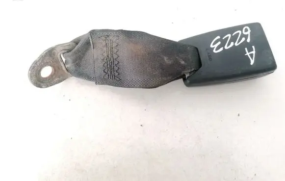 Mitsubishi Lancer Rear seatbelt buckle