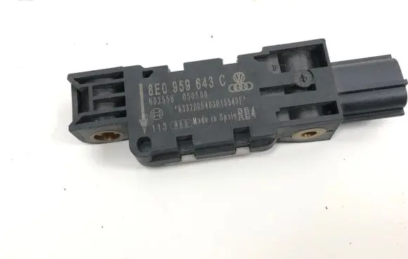 Audi A4 S4 B7 8E 8H Airbag deployment crash/impact sensor 8E0959643C