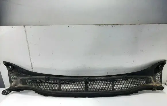 Wiper trim