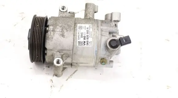 Volkswagen Tiguan Air conditioning (A/C) compressor (pump) 5K0820803A