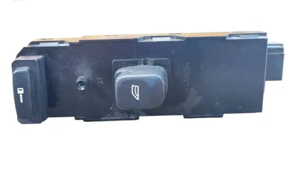 Volvo V70 Electric window control switch 30732817