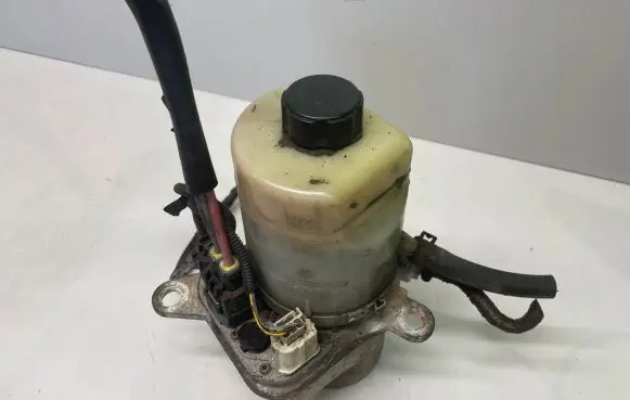 Ford Focus Electric power steering pump 4M513K514BD