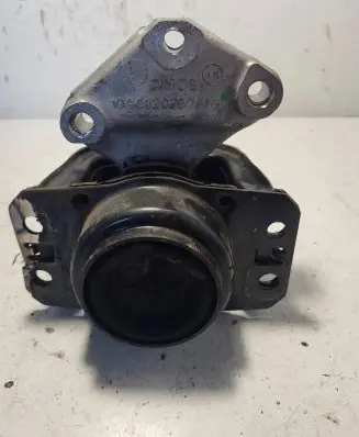 Peugeot 308 Engine mount bracket 9636845880 9636583980 9636270080