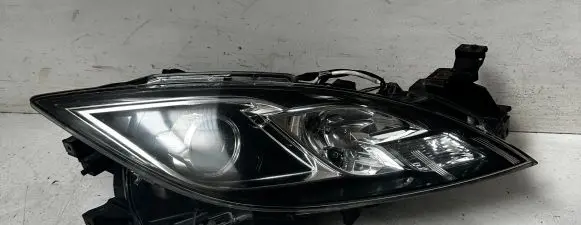 Mazda 6 Headlight/headlamp GS151030 10041055 WY21W