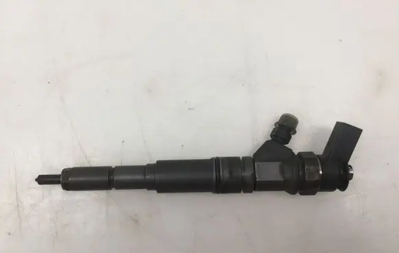 Fuel injector