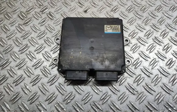 Mazda CX-7 Engine control unit/module L37J18881E E6T55778HS3 PBTG30
