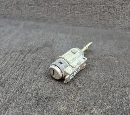 Audi A6 S6 C5 4B Front door lock 4B1837063