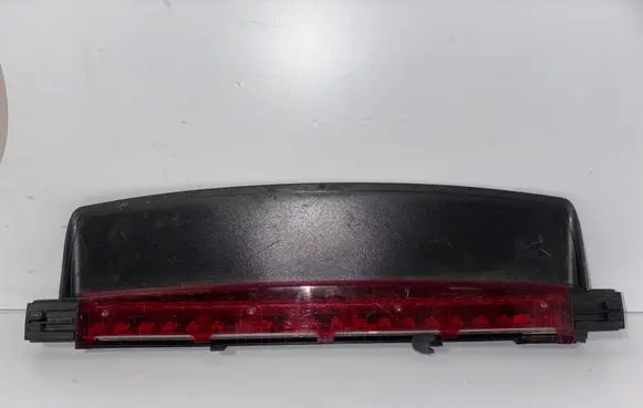 Audi A6 S6 C6 4F Third/center stoplight 4F5945097