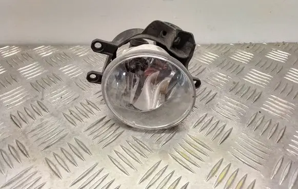 Toyota C-HR I Front fog light 8122002110
