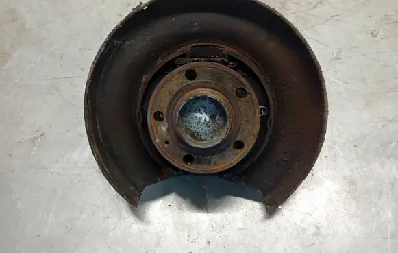 Volvo S60 Rear wheel hub spindle/knuckle 