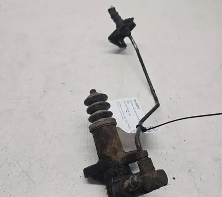 Volvo S40, V40 Clutch slave cylinder 